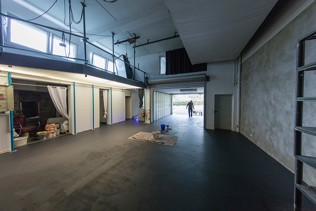 Vorbereitete 300 qm Studiofläche der Westside Studios Frankfurt mit direkter Zufahrt